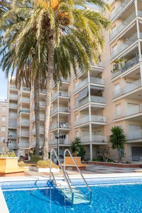 Sea Front Apart. 2 Pools / 1ª Linea. 2 Piscinas Segur de Calafell Exterior foto