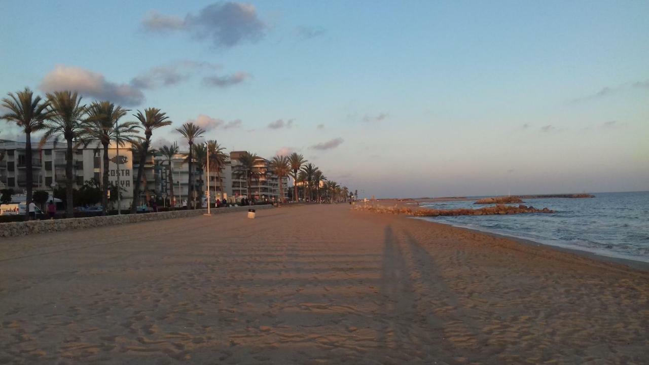 Sea Front Apart. 2 Pools / 1ª Linea. 2 Piscinas Segur de Calafell Exterior foto